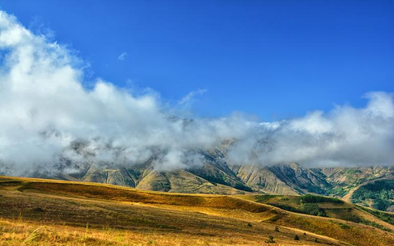 壮美高山风光图片