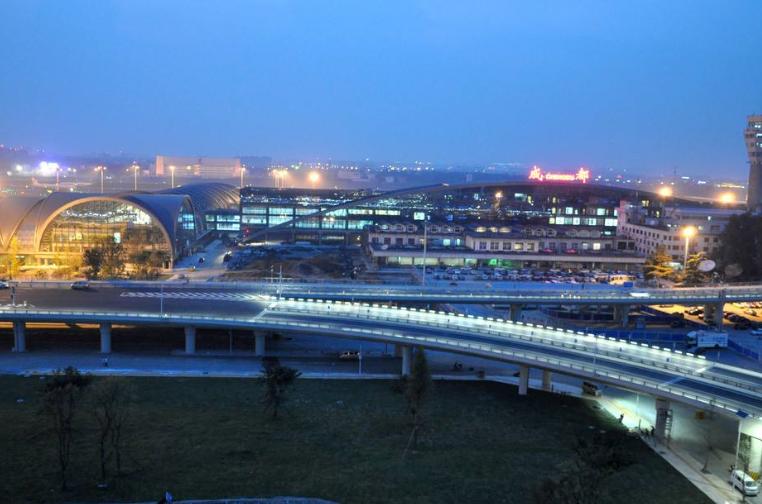 成都双流国际机场建筑风光图片