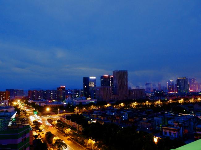浙江夜晚风景图片