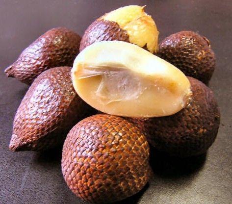 非常美味、口味清甜的蛇皮果水果图片