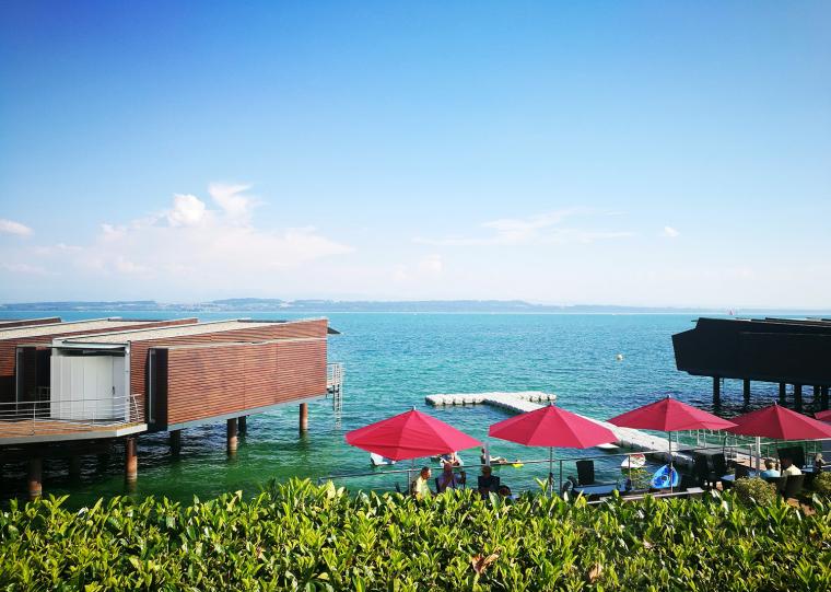 纳沙泰尔湖风景图片