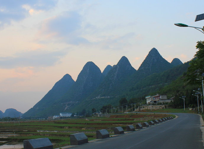 贵州万峰林风景区
