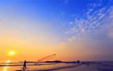蔚蓝的海平面日出风景图片